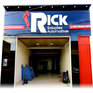 Fachada Comercial em ACM Estrutura em Metalon Galv. 20x20mm M² 4x0 (frente colorida e verso preto) ACM poliéster 3mm Letreiro PVC expandido 15mm com Pintura spray Iluminação Superior em Spots 7w,  Luz Branca